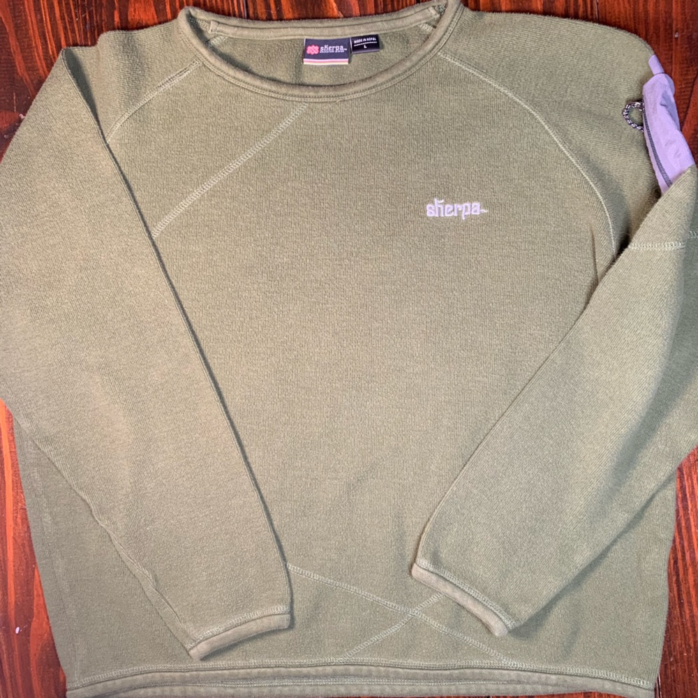Sherpa Adventure Gear Olive Green Pullover | Men’s Size L